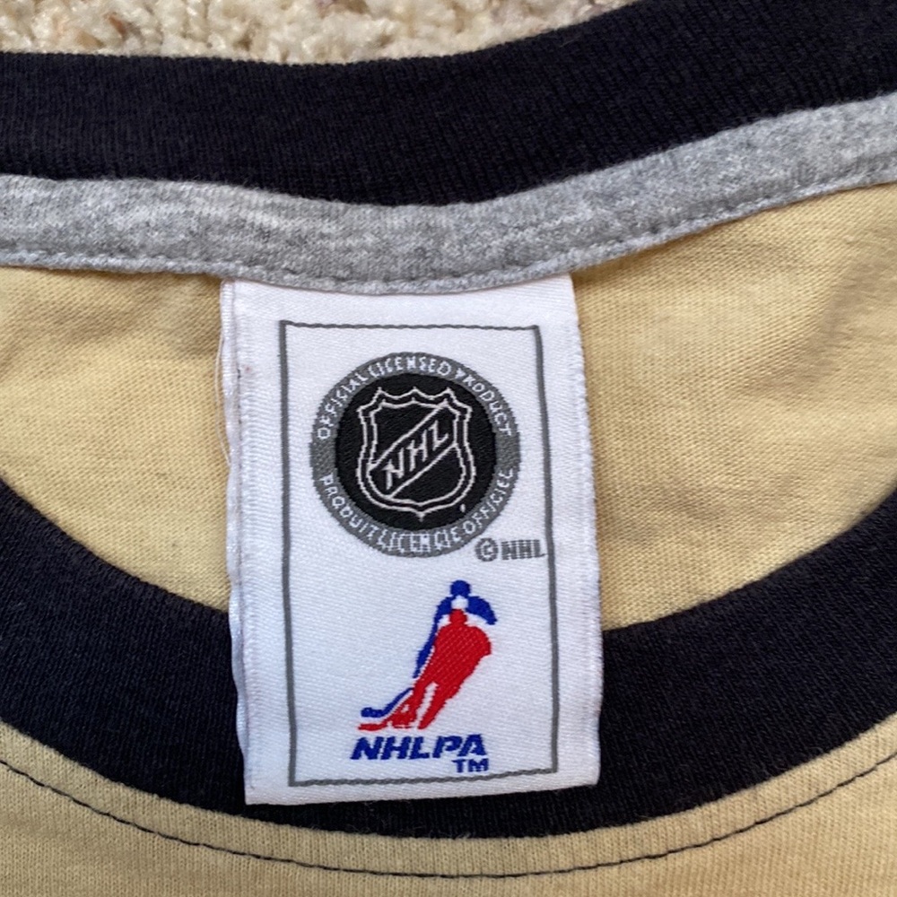 (2nd)Mens or Womens Pittsburgh Penguins Crosby shirt. - Picture 5 of 5